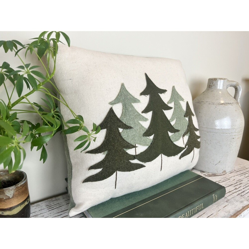 Vintage 1990’s Farmhouse Hand Sewn Wool Christmas Pillow Forest Trees 16” - Picture 4 of 8